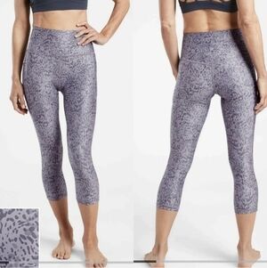 Athleta Salutation Stash‎ Pocket II Printed Capri Plus Size 2XL Tempest Violet